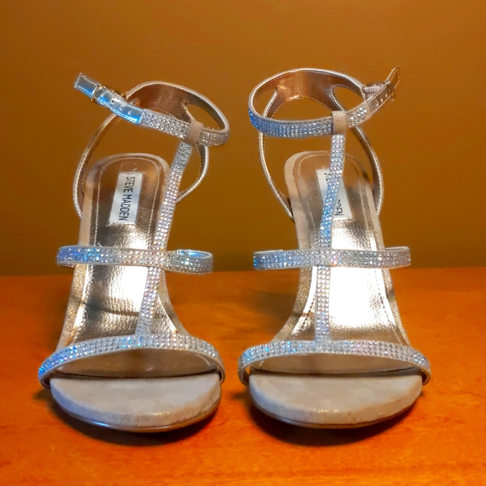 Beige Steve Madden high heels size 10